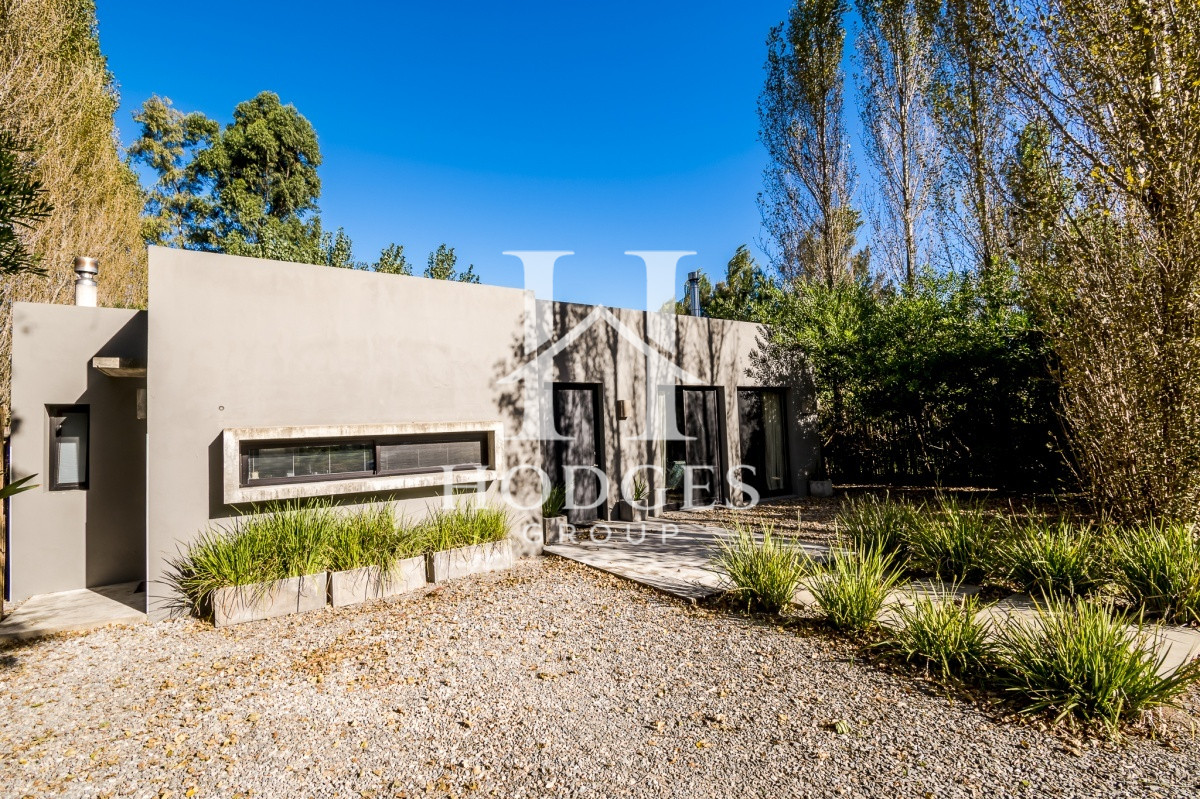 Casa ID.80 - Excelente Casa de 3 Dormitorios en Barrio Privado, La Arbolada - Punta del Este, Venta