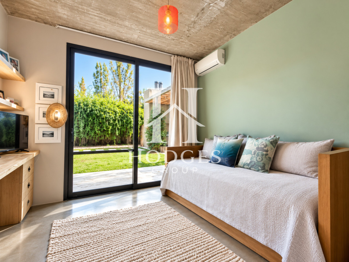 Casa ID.80 - Excelente Casa de 3 Dormitorios en Barrio Privado, La Arbolada - Punta del Este, Venta