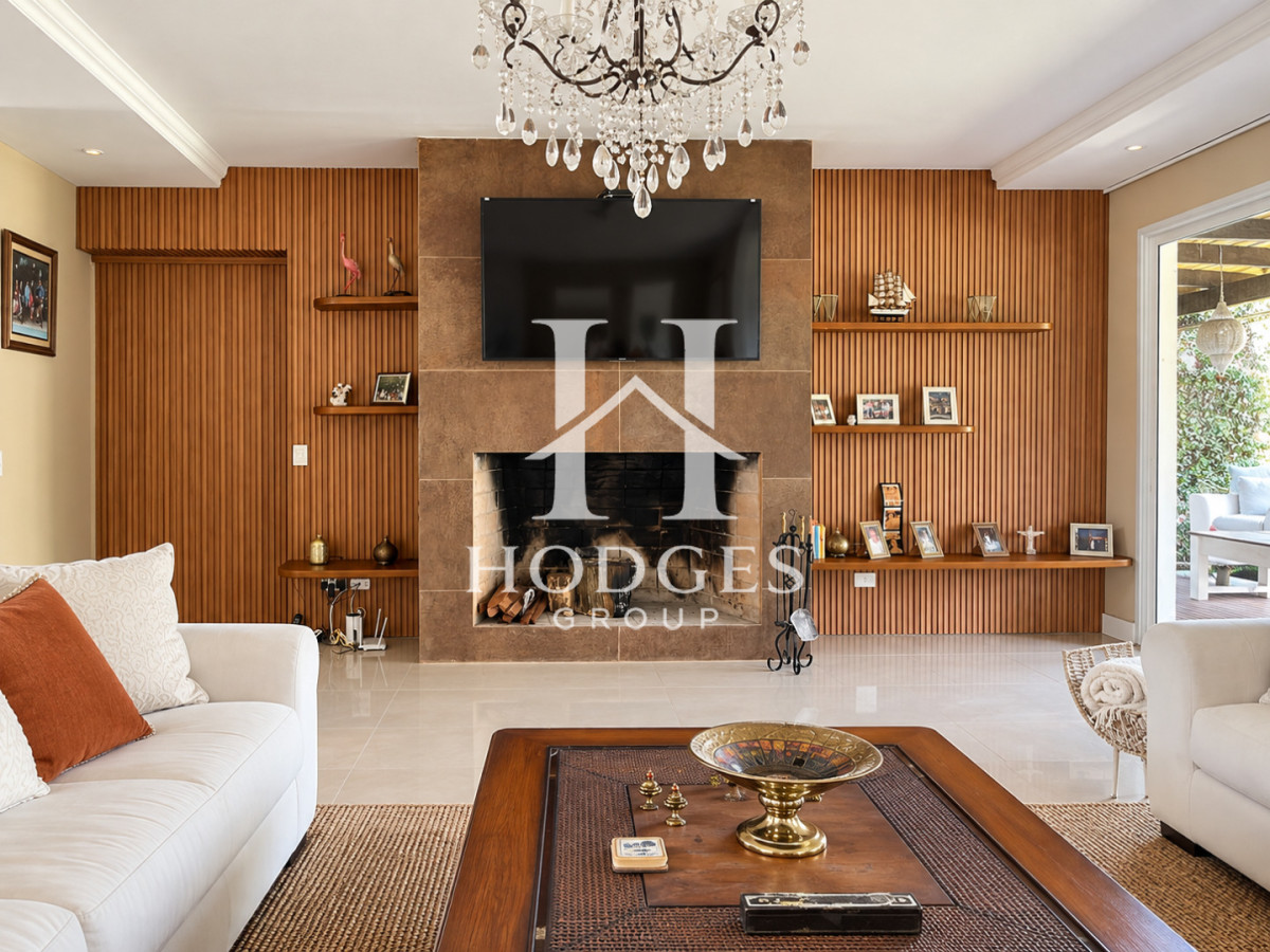 Casa ID.456 - Excelente Casa de 5 Dormitorios en Barrio Privado La Arbolada, Punta del Este
