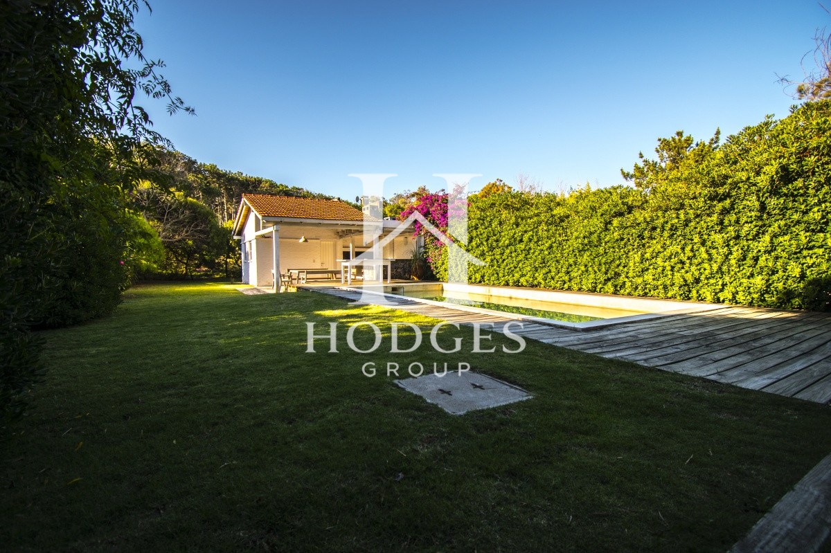 Casa ID.84 - Excelente Casa de 4 Dormitorios con Piscina y Parrillero en Montoya, La Barra