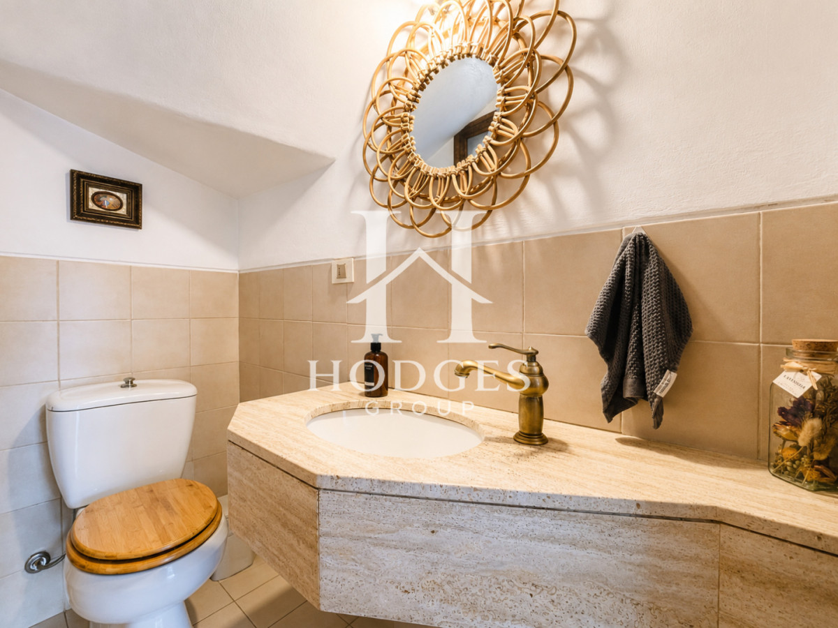 Casa ID.609 - Casa de 3 Dormitorios + Dependencia, con Piscina Climatizada y Parrillero, a 400 metros del mar. Rincón del Indio, Punta del Este