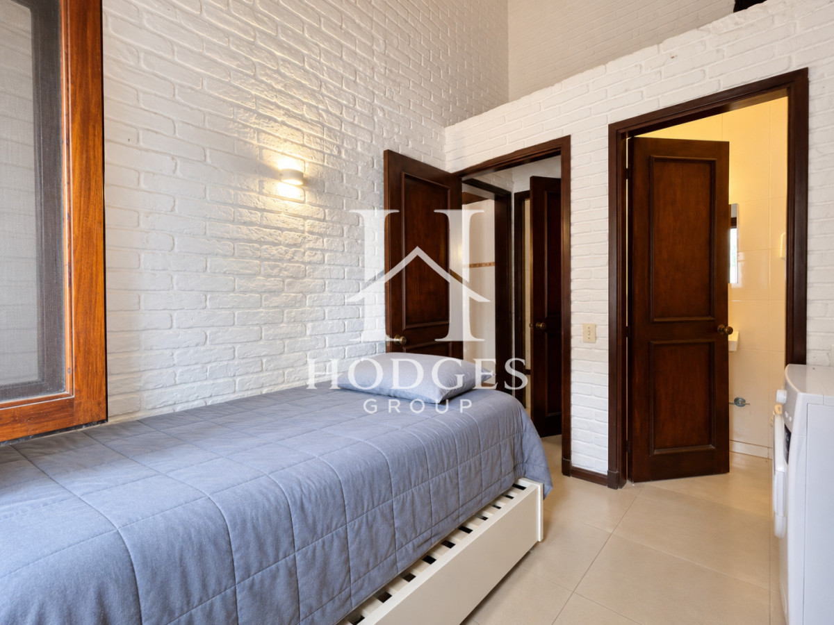 Casa ID.533 - Casa de 3 Dormitorios con Piscina y Parrillero techado en Barrio Lugano a pasos de Punta Shopping, Punta del Este