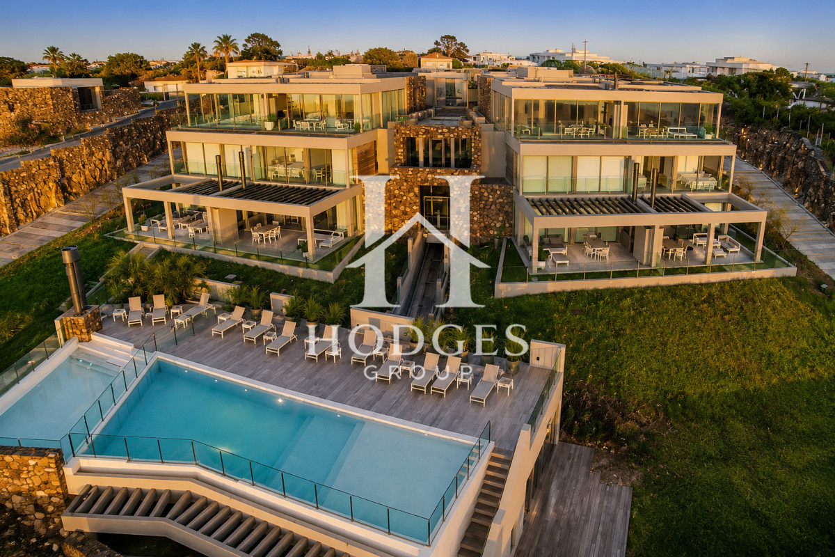 Apartamento ID.406 - Apartamento de 3 Dormitorios, Parrillero de uso exclusivo y Jardín en Punta Ballena, Punta del Este