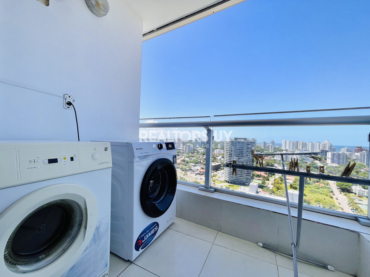 Apartamento ID.538 - Excelente Apartamento de 2 Dormitorios con Vista al Mar, Playa Mansa