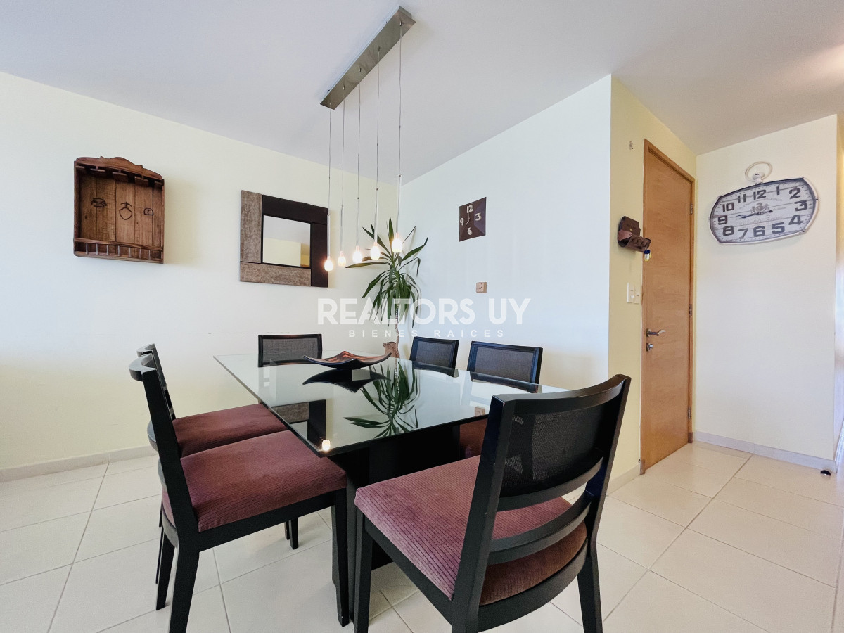Apartamento ID.538 - Excelente Apartamento de 2 Dormitorios con Vista al Mar, Playa Mansa