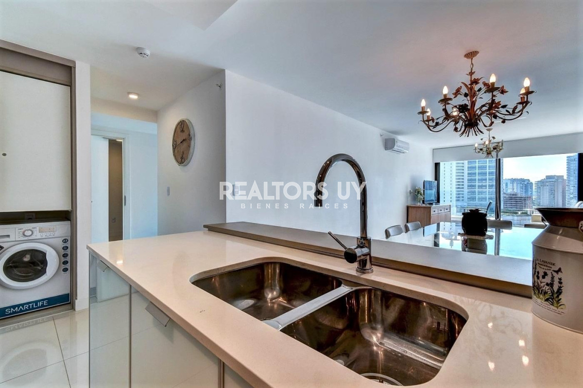 Apartamento ID.328 - Venta y alquiler temporal de apartamento de dos dormitorios en edificio Art Tower, La Pastora, Punta del Este