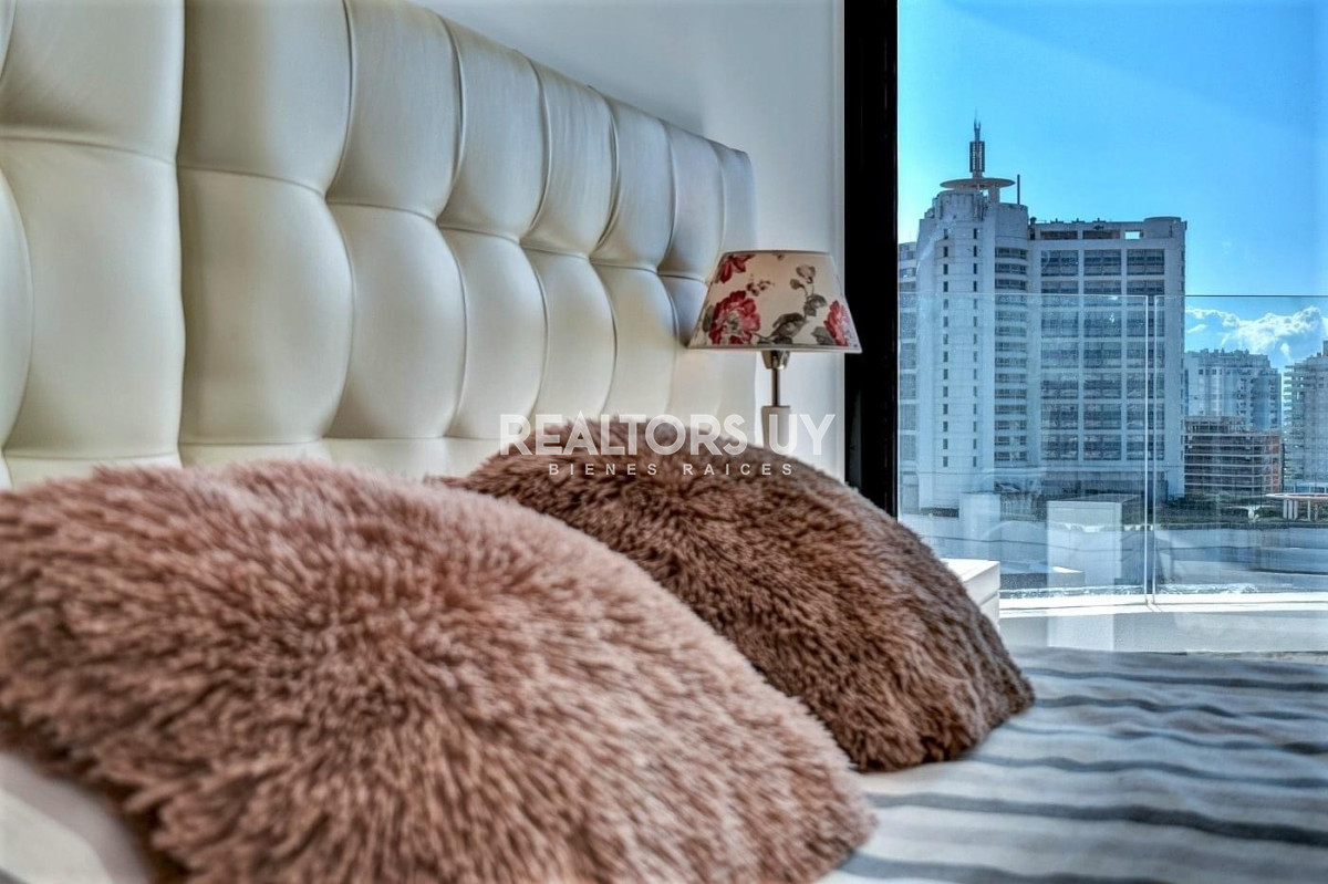 Apartamento ID.328 - Venta y alquiler temporal de apartamento de dos dormitorios en edificio Art Tower, La Pastora, Punta del Este