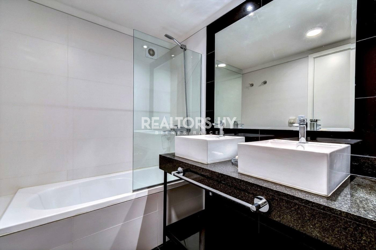 Apartamento ID.328 - Venta y alquiler temporal de apartamento de dos dormitorios en edificio Art Tower, La Pastora, Punta del Este