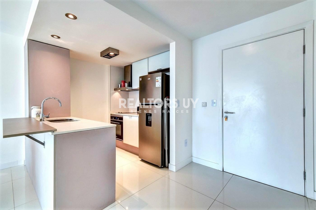 Apartamento ID.328 - Venta y alquiler temporal de apartamento de dos dormitorios en edificio Art Tower, La Pastora, Punta del Este