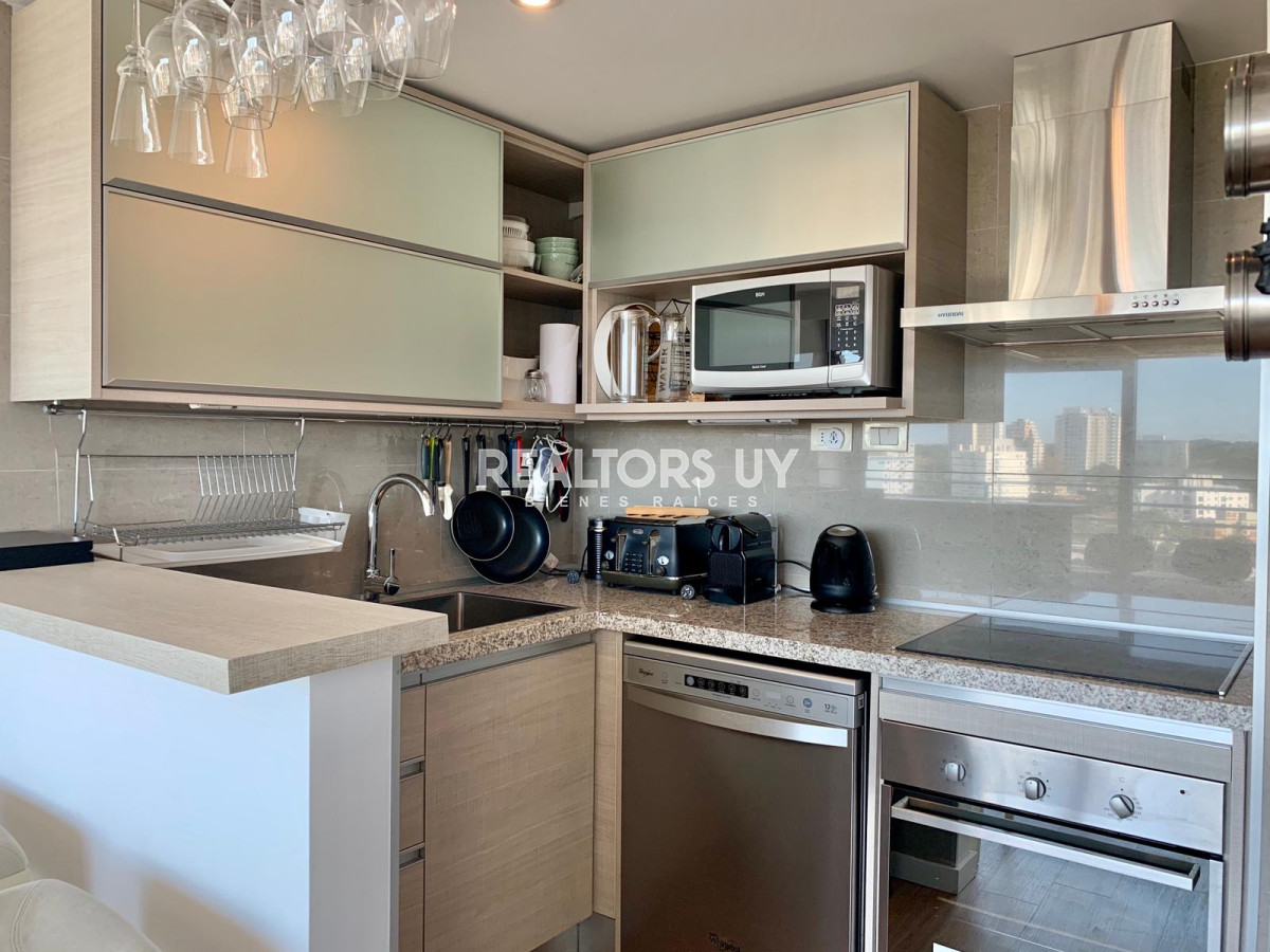 Apartamento ID.427 - Excelente Apartamento de 2 Dormitorios en Venta y Alquiler - Playa Mansa, Punta del Este