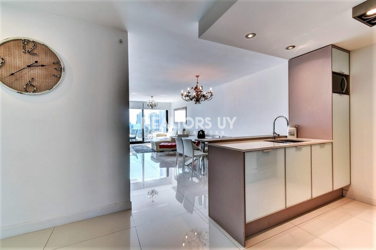 Apartamento ID.328 - Venta y alquiler temporal de apartamento de dos dormitorios en edificio Art Tower, La Pastora, Punta del Este