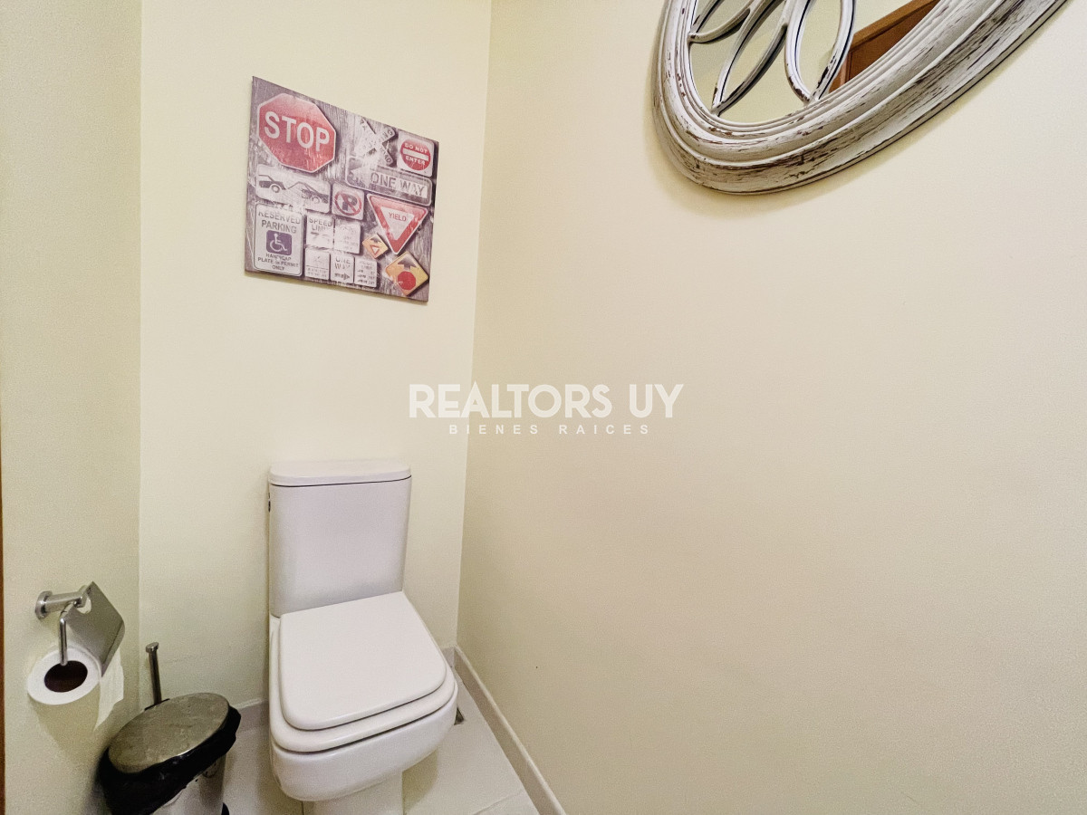 Apartamento ID.538 - Excelente Apartamento de 2 Dormitorios con Vista al Mar, Playa Mansa