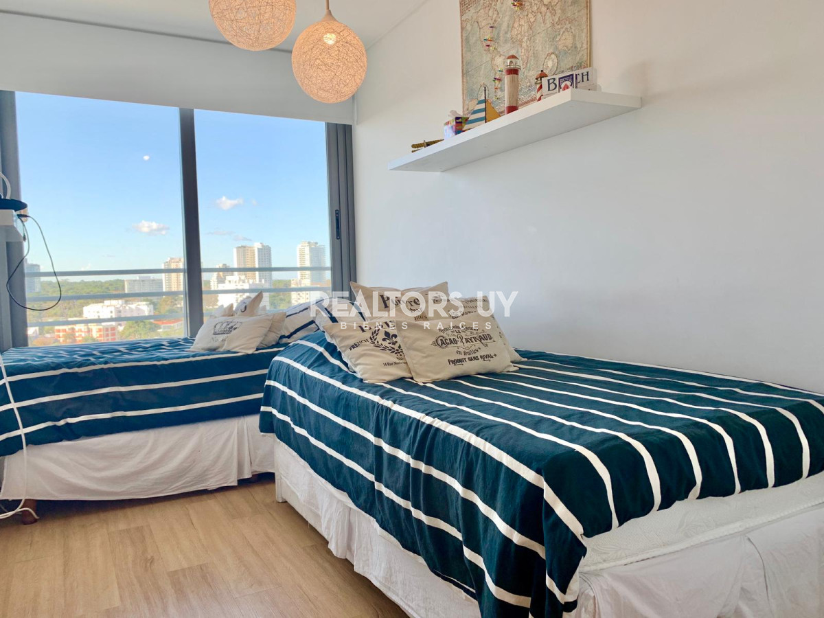 Apartamento ID.427 - Excelente Apartamento de 2 Dormitorios en Venta y Alquiler - Playa Mansa, Punta del Este