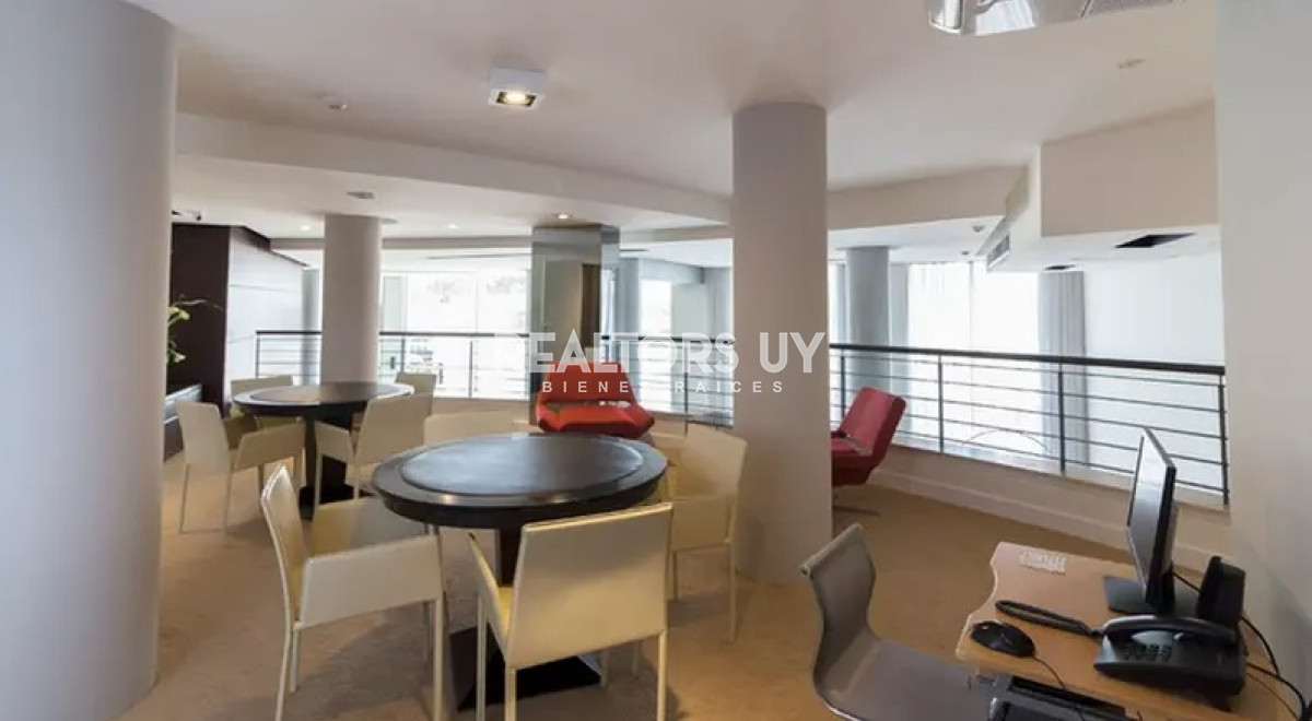 Apartamento ID.539 - Excelente Apartamento de 2 Dormitorios en Ocean Drive, Punta del Este