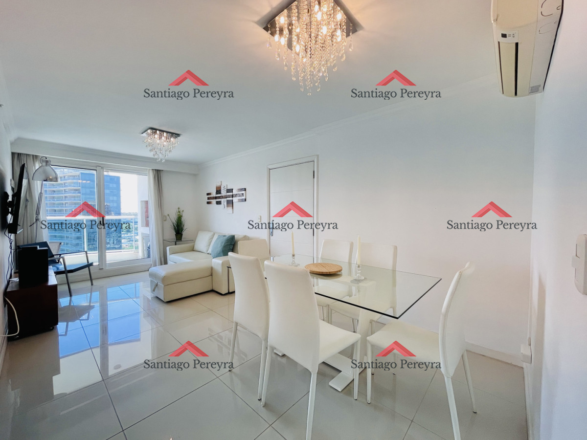 Apartamento ID.16862 - Moderno Apartamento de 2 Dormitorios en Venta, Playa Mansa 