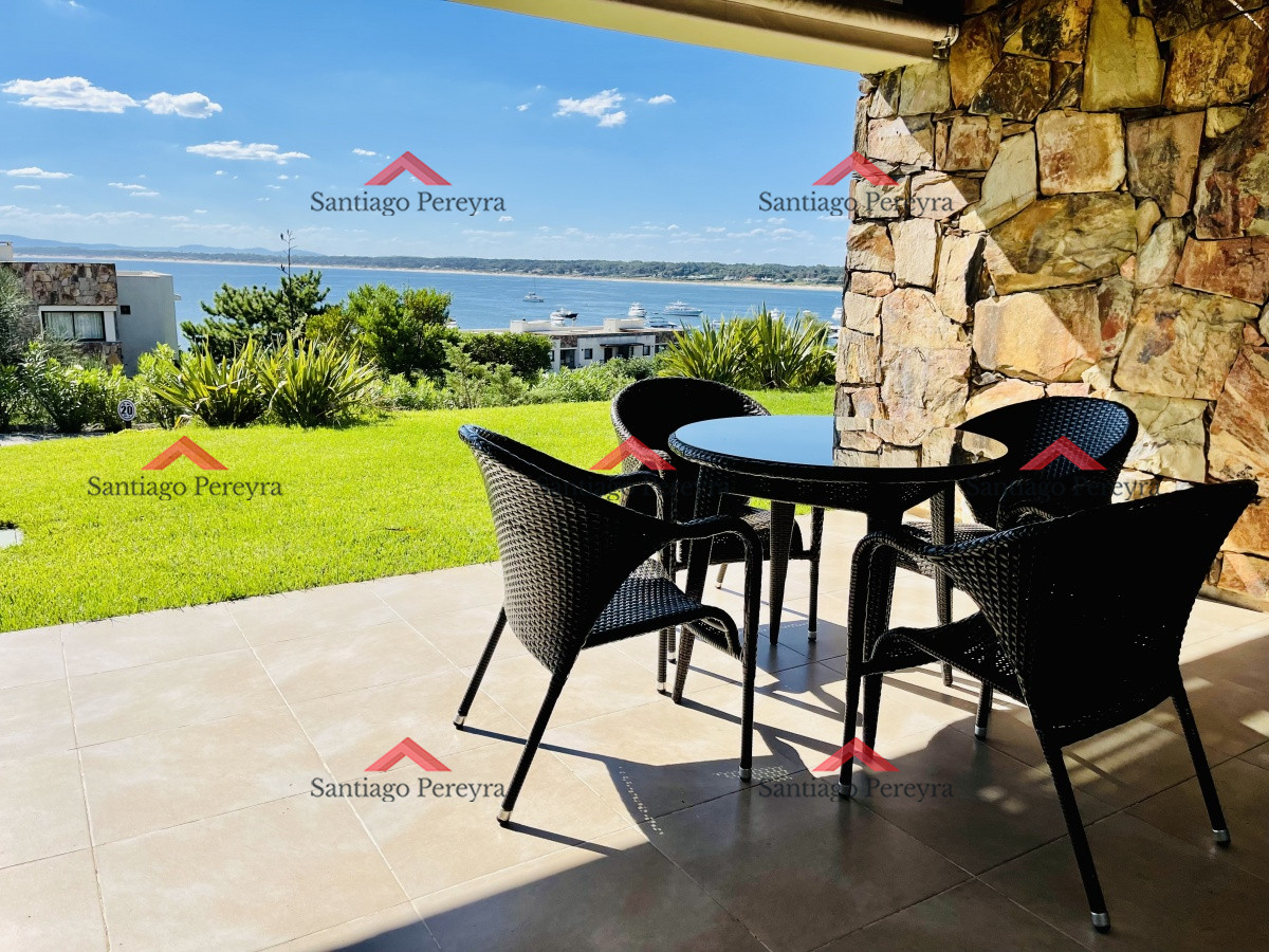 Apartamento ID.13193 - Venta y alquiler temporario de apartamento de un dormitorio con parrillero en exclusivo complejo de Punta Ballena