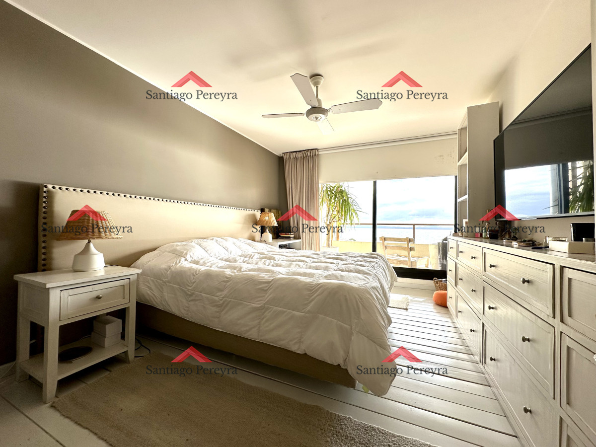 Apartamento ID.16576 - Alquiler temporario de magnífico apartamento de 3 dormitorios más dependencia en Punta Ballena 