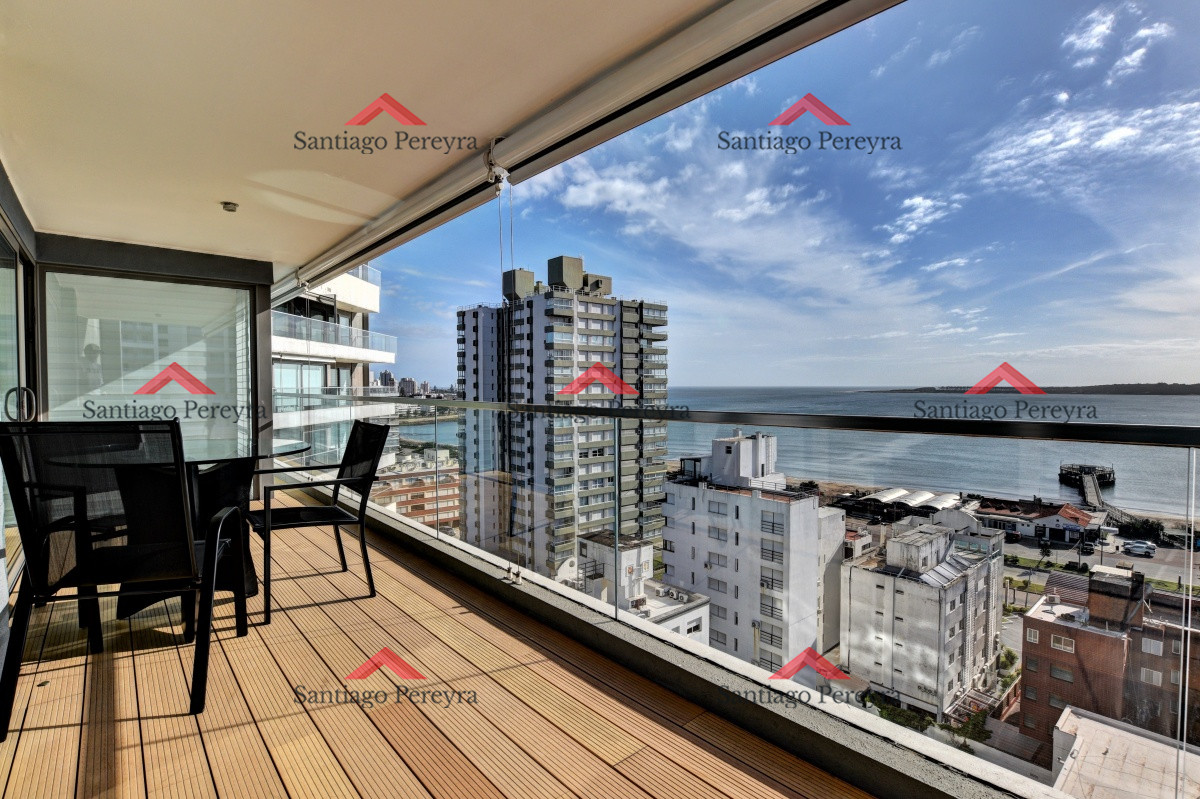 Apartamento ID.13670 - Moderno apartamento de 3 Dormitorios y Dependencia Playa Mansa