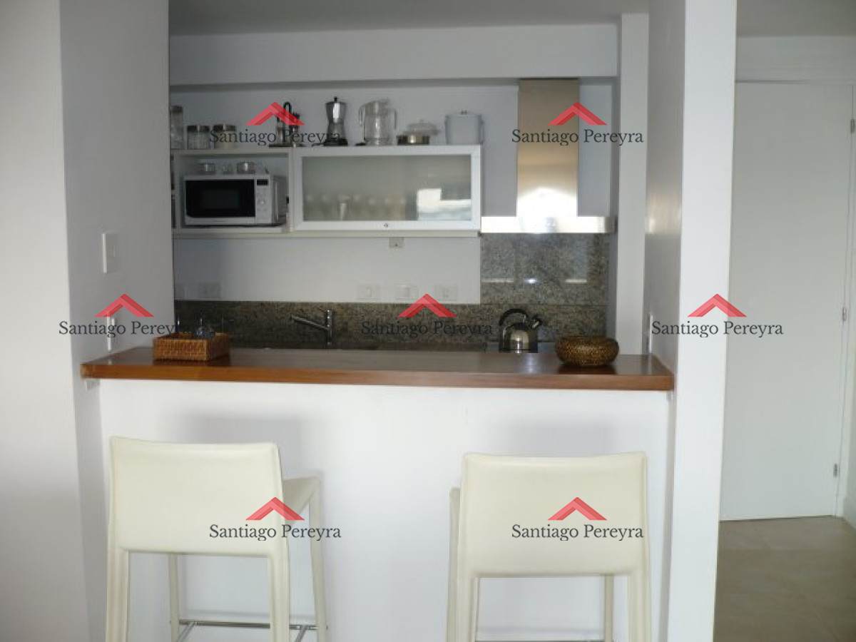 Apartamento ID.13193 - Venta y alquiler temporario de apartamento de un dormitorio con parrillero en exclusivo complejo de Punta Ballena