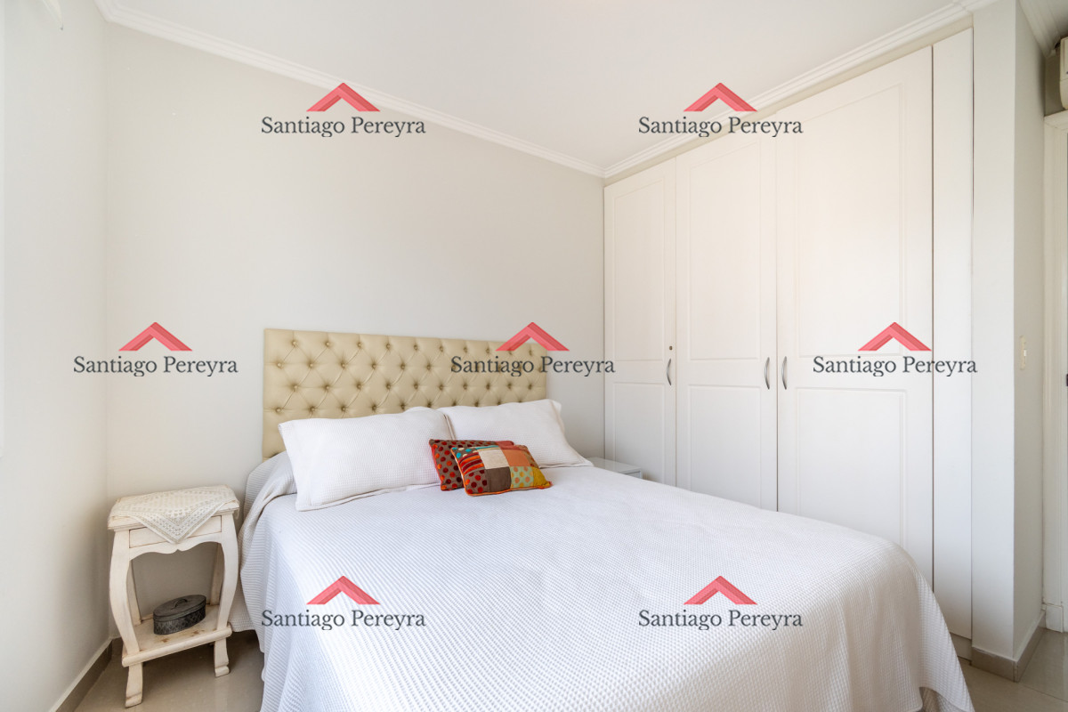 Apartamento ID.14005 - Moderno Apartamento de 3 Dormitorios a Pocas Cuadras del Mar En Venta, Playa Brava