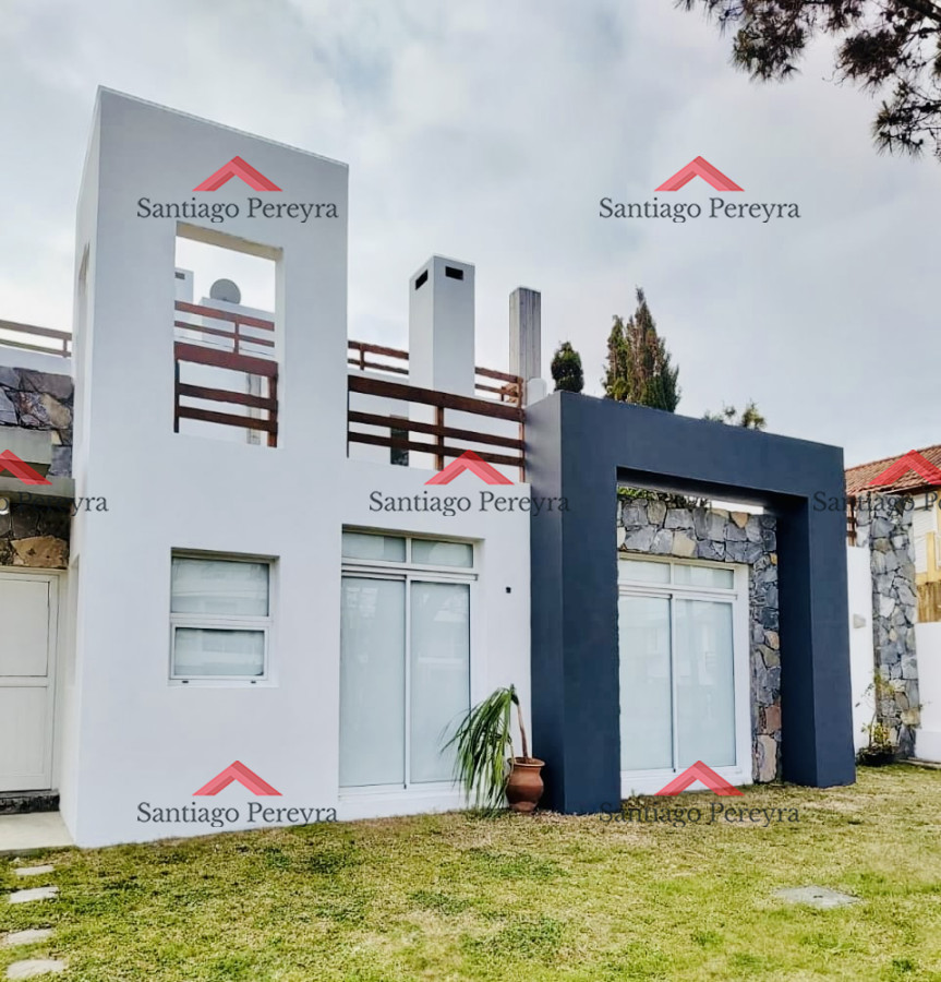 Apartamento ID.15227 - Alquiler temporario de apartamento de tres dormitorios con parrillero, Bikini, Manantiales