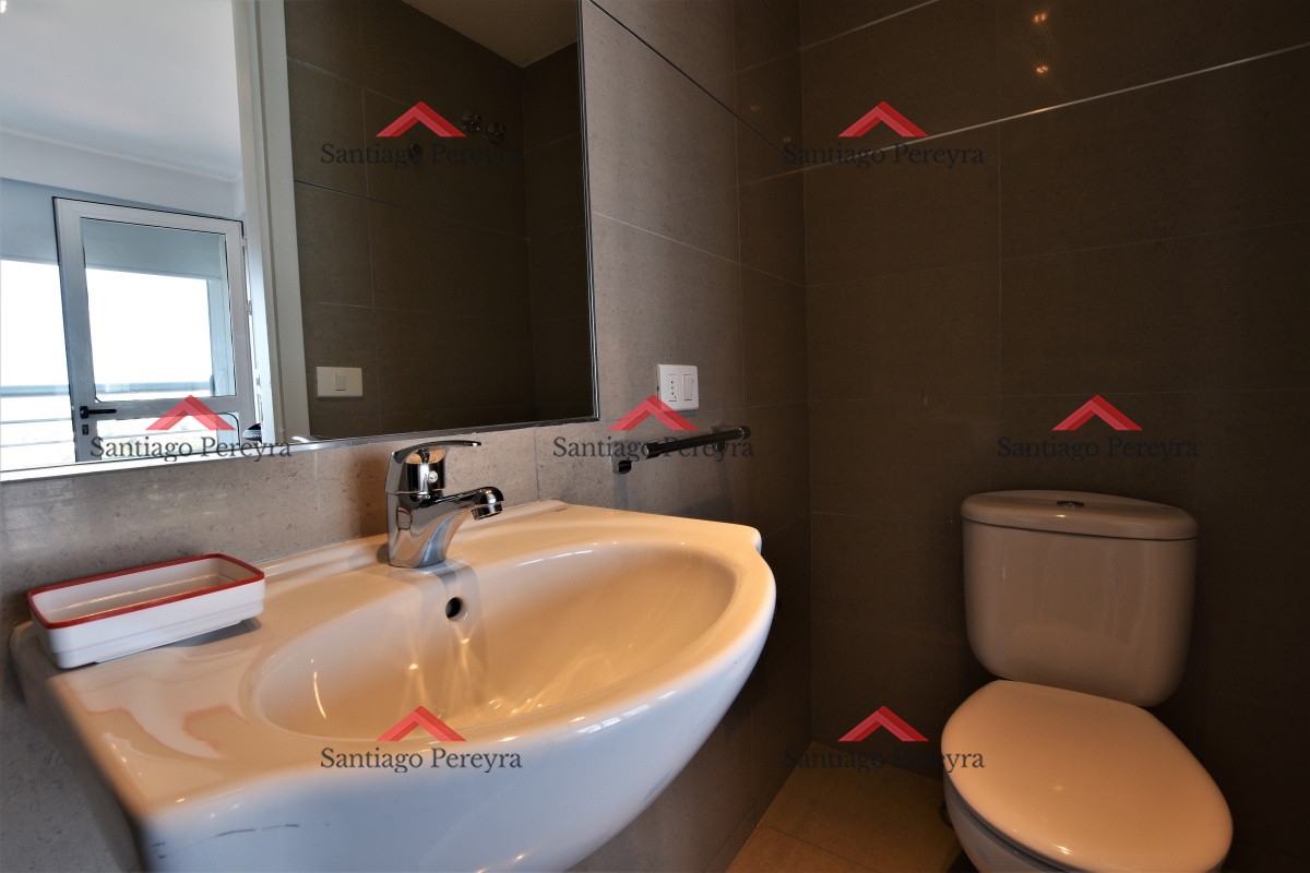 Apartamento ID.13670 - Moderno apartamento de 3 Dormitorios y Dependencia Playa Mansa