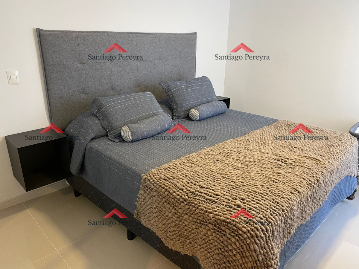 Apartamento ID.16779 - Venta de gran apartamento de 3 dormitorios con parrillero propio en Playa Brava, Punta del Este