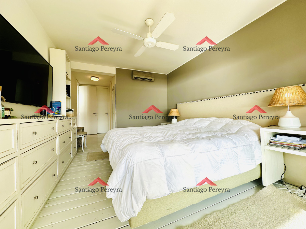 Apartamento ID.16576 - Alquiler temporario de magnífico apartamento de 3 dormitorios más dependencia en Punta Ballena 