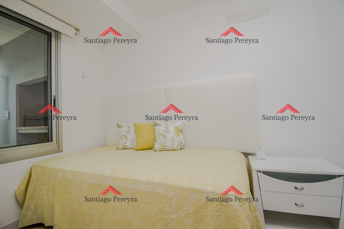 Apartamento ID.15869 - Apartamento de 2 Dormitorios + Servicio - Look Brava