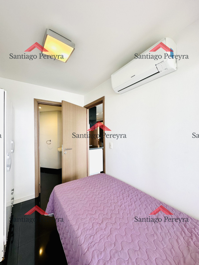 Apartamento ID.15895 - Oportunidad de venta apartamento de 3 dormitorios mas dependencia Playa Brava, Punta del Este
