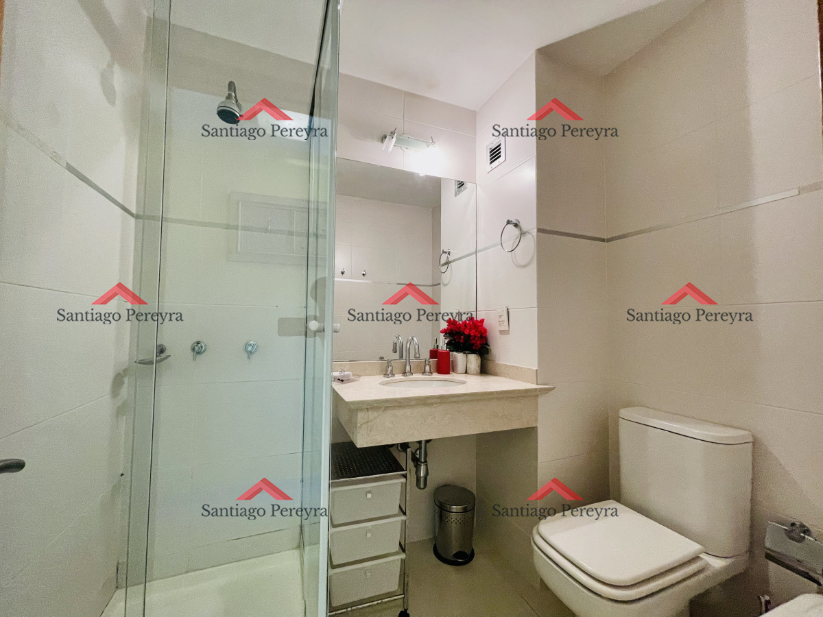 Apartamento ID.15891 - Excelente Apartamento de 2 Dormitorios con Vista al Mar, Playa Mansa