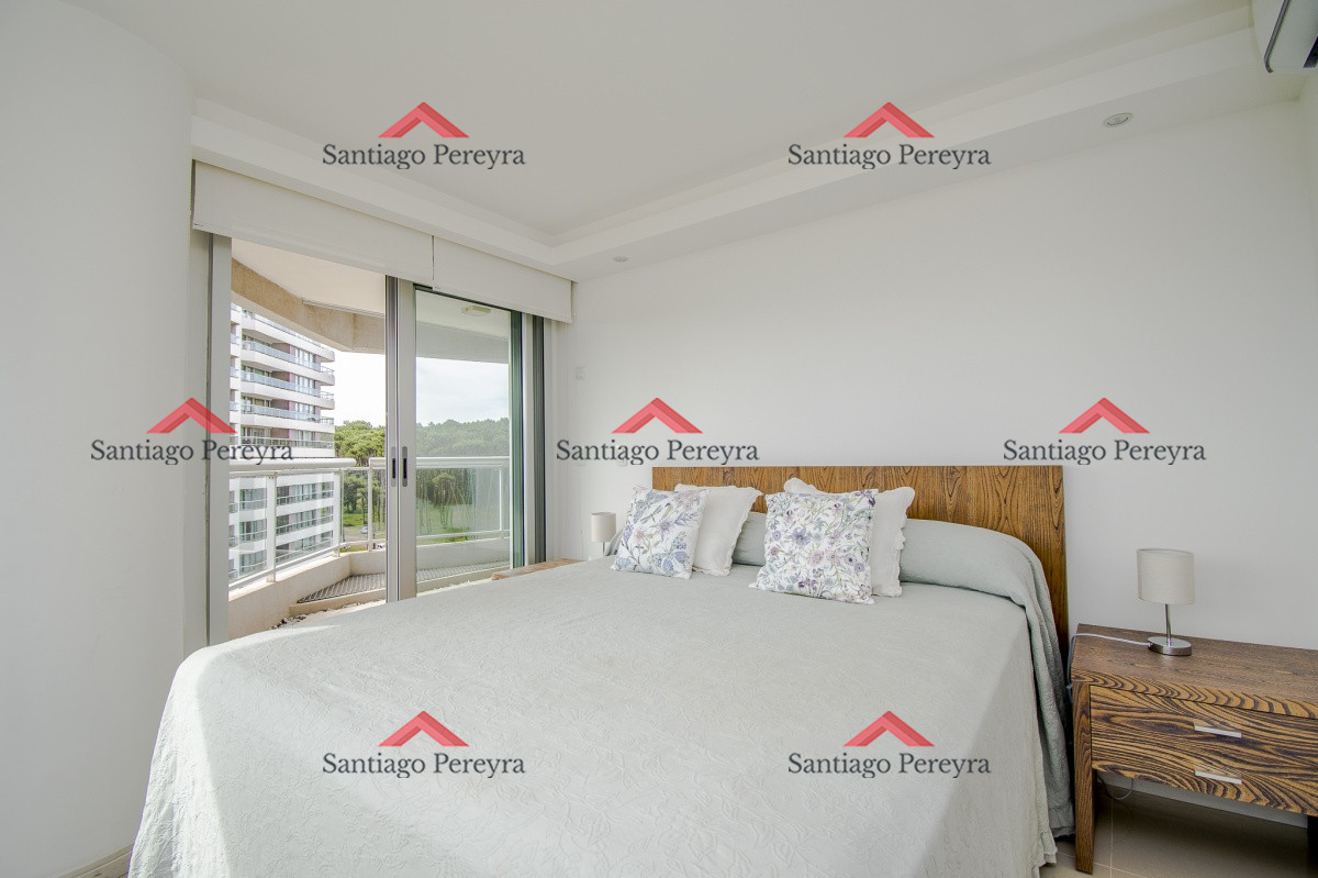 Apartamento ID.15869 - Apartamento de 2 Dormitorios + Servicio - Look Brava