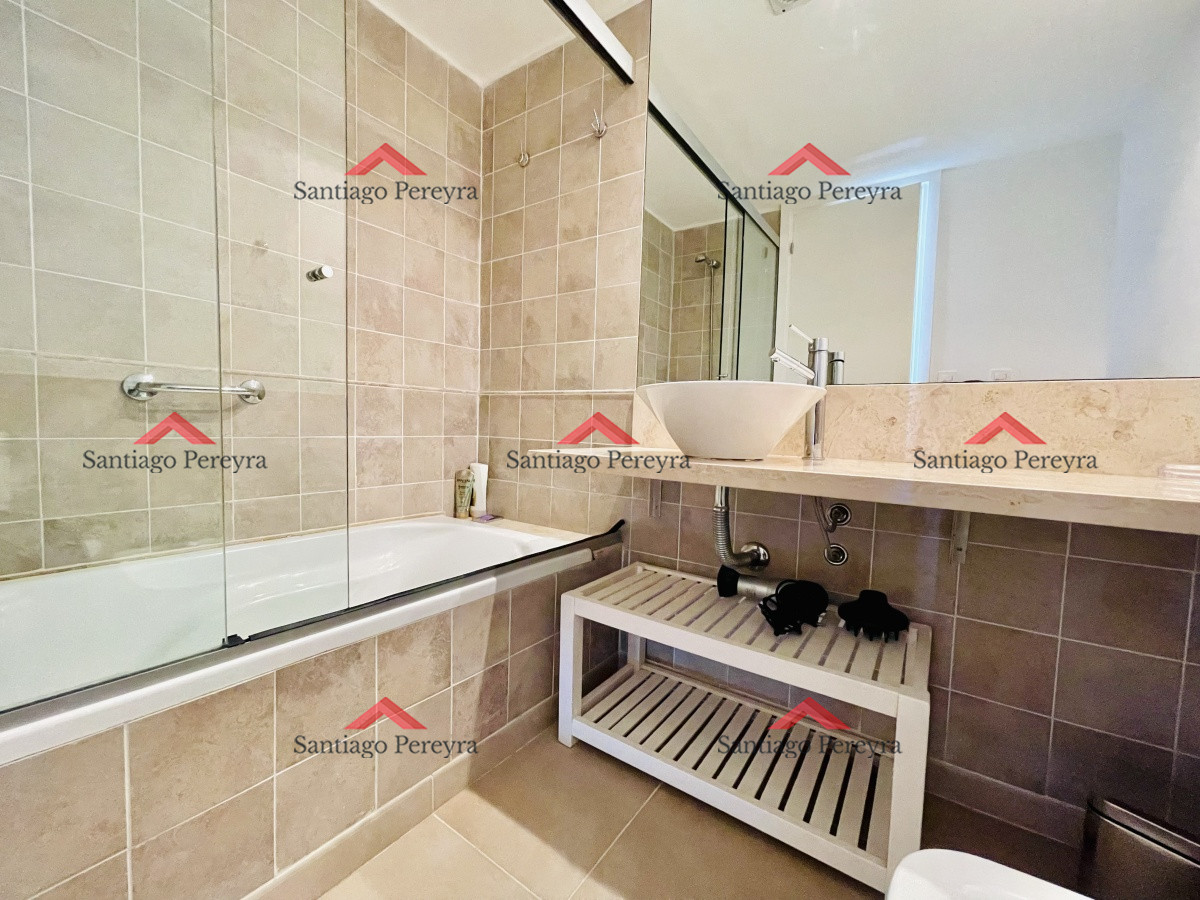 Apartamento ID.13193 - Venta y alquiler temporario de apartamento de un dormitorio con parrillero en exclusivo complejo de Punta Ballena