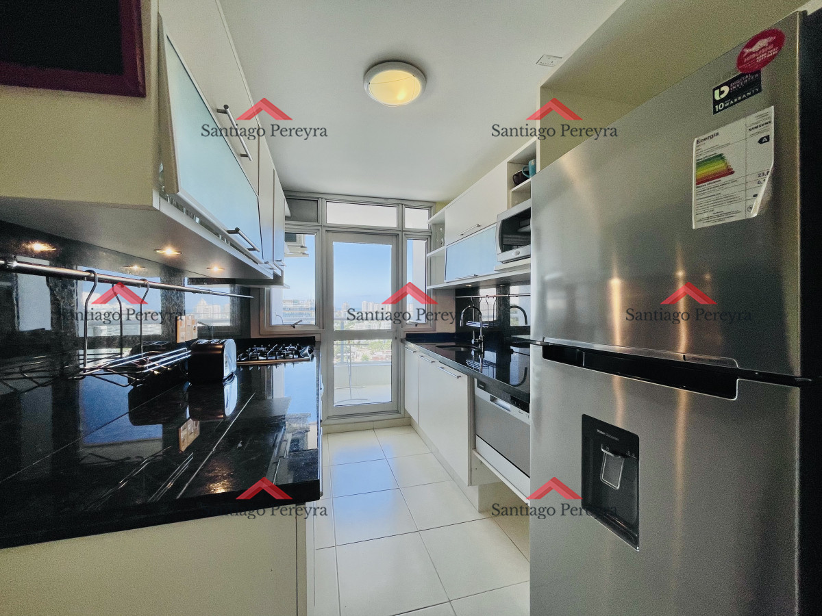 Apartamento ID.15891 - Excelente Apartamento de 2 Dormitorios con Vista al Mar, Playa Mansa