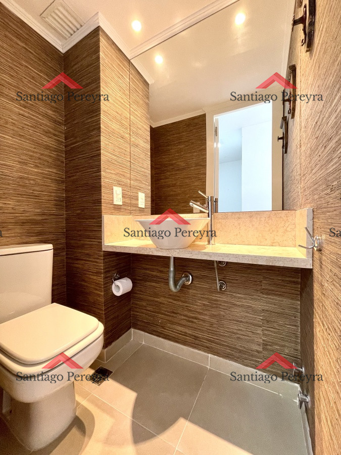 Apartamento ID.14647 - Apartamento de 2 Dormitorios con Parrillero y Vista al Mar en Punta Ballena