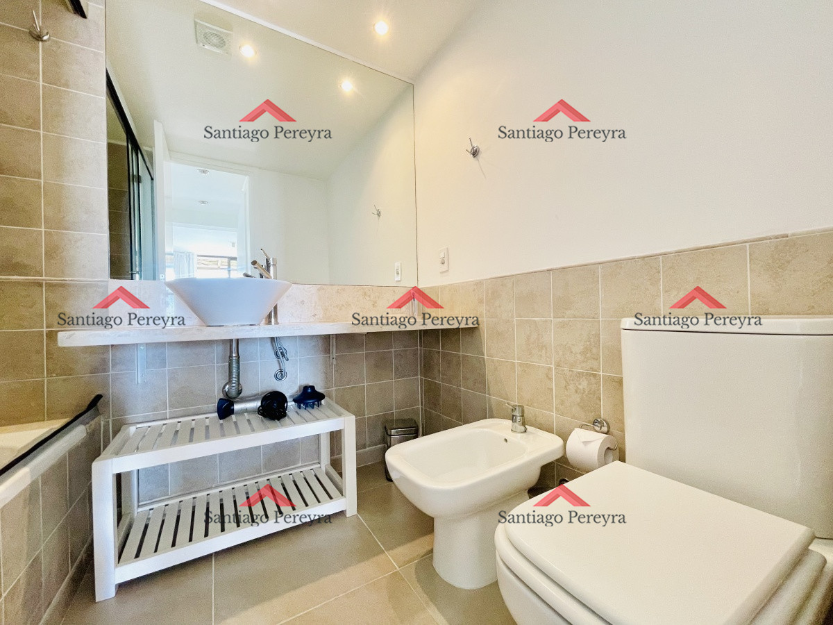 Apartamento ID.13193 - Venta y alquiler temporario de apartamento de un dormitorio con parrillero en exclusivo complejo de Punta Ballena
