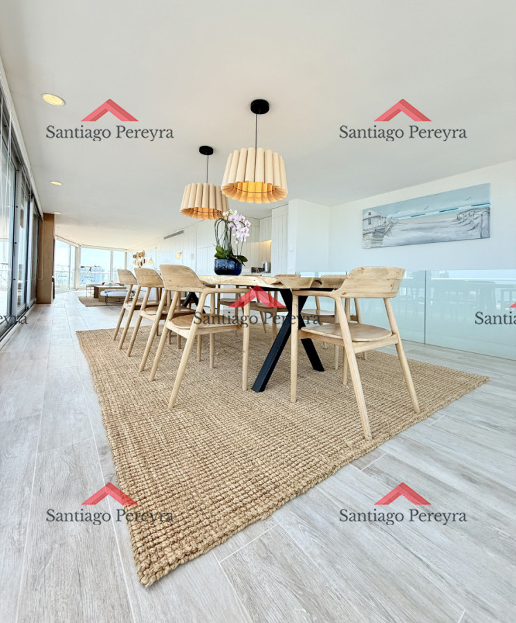 Apartamento ID.16860 - Apartamento Penthouse finamente decorado de 3 dormitorios con parrillero propio en alquiler temporario, Roosevelt Brava, Punta del Este