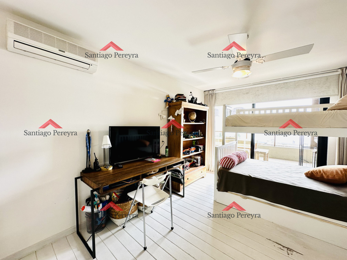 Apartamento ID.16576 - Alquiler temporario de magnífico apartamento de 3 dormitorios más dependencia en Punta Ballena 