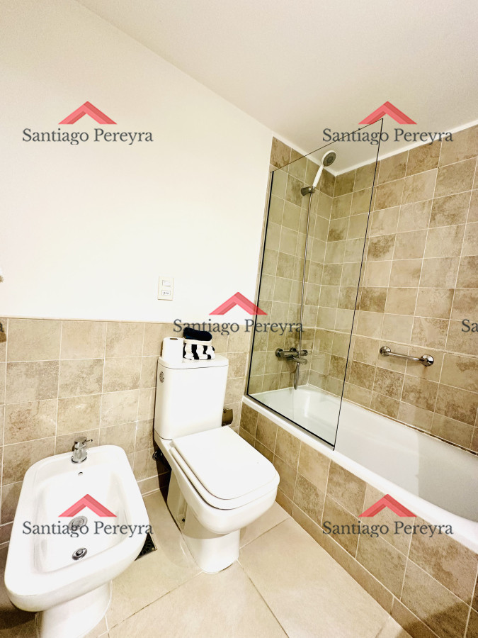 Apartamento ID.16576 - Alquiler temporario de magnífico apartamento de 3 dormitorios más dependencia en Punta Ballena 