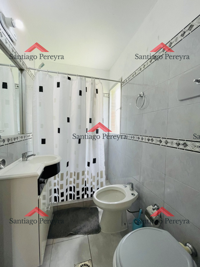 Apartamento ID.13480 - Apartamento de 2 Dormitorios en Aidy Grill a Pocos Metros de Playa Brava - Venta