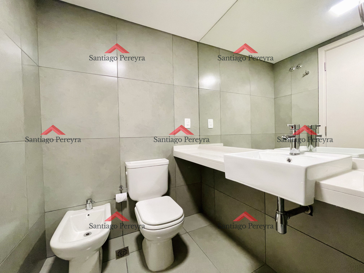 Apartamento ID.17001 - Moderno Apartamento de 2 Dormitorios en Playa Brava, Punta del Este