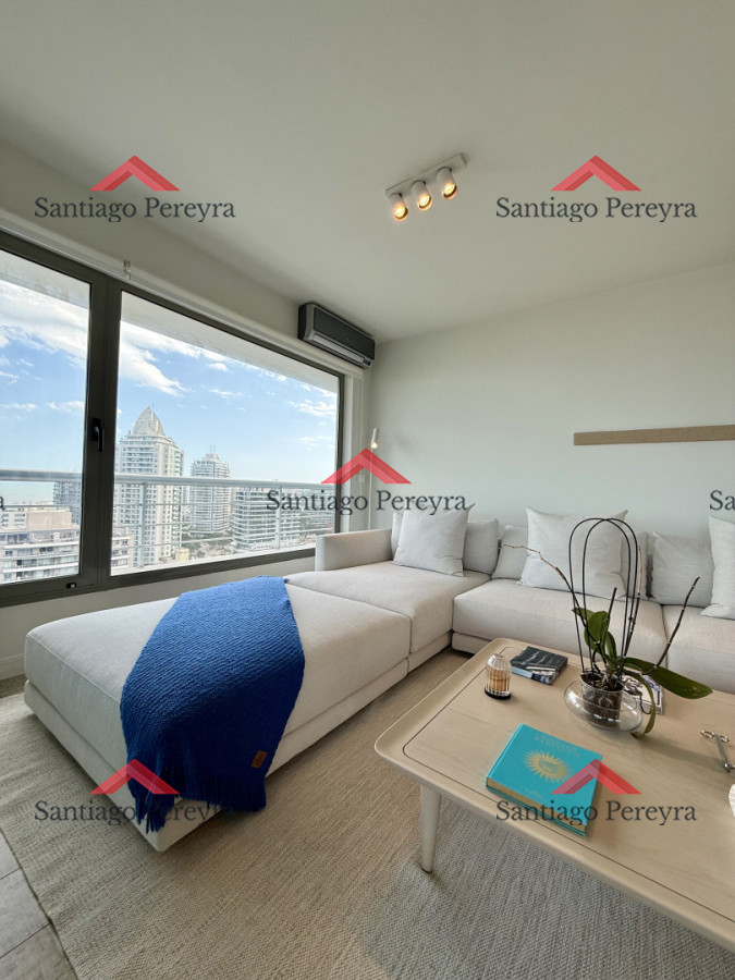 Apartamento ID.16860 - Apartamento Penthouse finamente decorado de 3 dormitorios con parrillero propio en alquiler temporario, Roosevelt Brava, Punta del Este