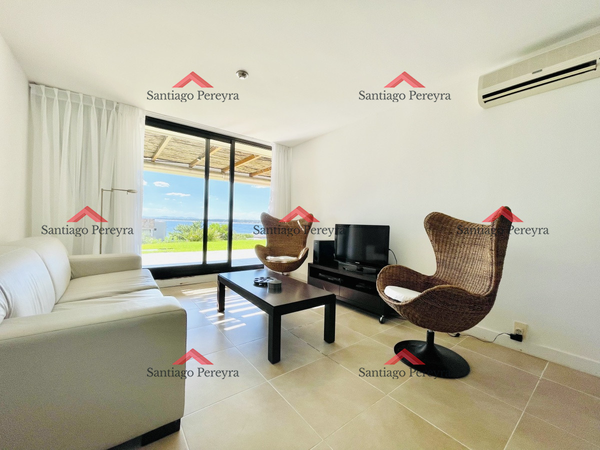 Apartamento ID.13193 - Venta y alquiler temporario de apartamento de un dormitorio con parrillero en exclusivo complejo de Punta Ballena