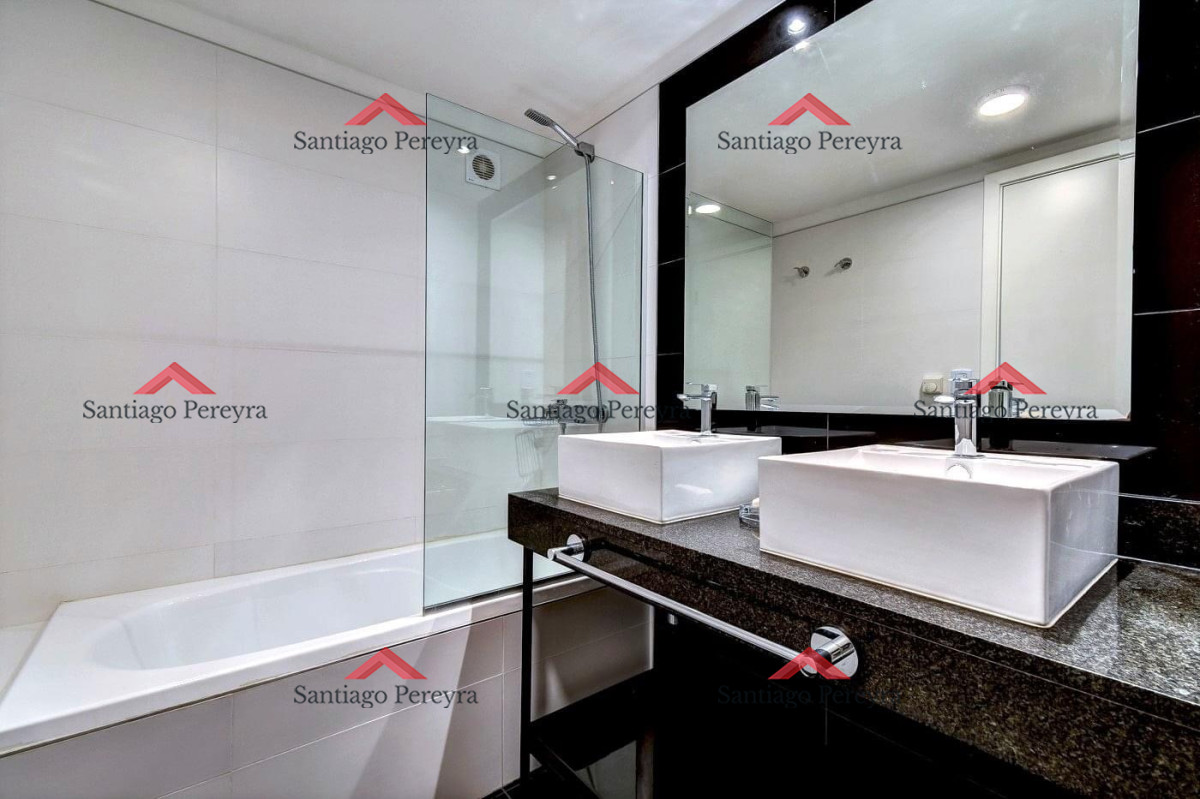 Apartamento ID.15601 - Venta y alquiler temporal de apartamento de dos dormitorios en edificio Art Tower, La Pastora, Punta del Este