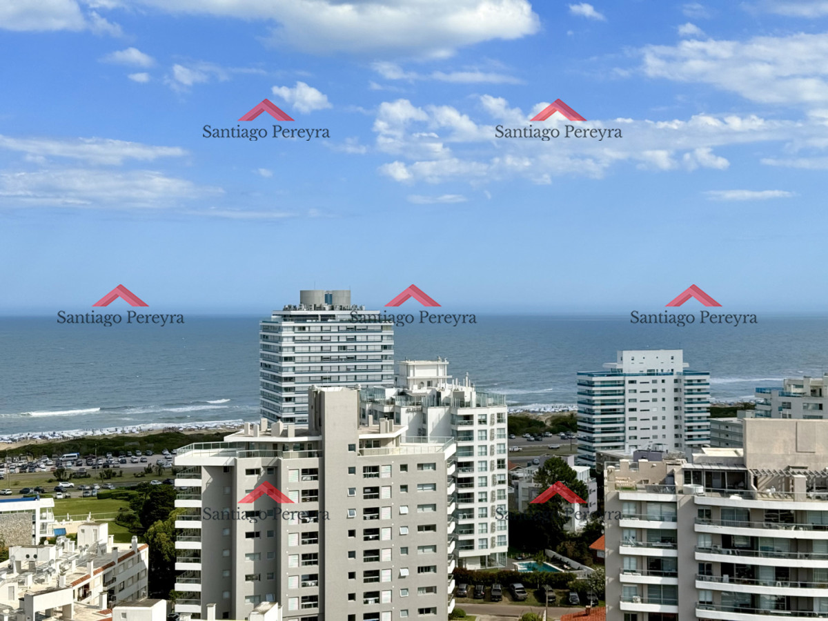 Apartamento ID.16860 - Apartamento Penthouse finamente decorado de 3 dormitorios con parrillero propio en alquiler temporario, Roosevelt Brava, Punta del Este