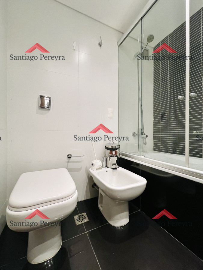 Apartamento ID.15594 - Apartamento de 2 Dormitorios y Parrillero con Vista al Mar en Playa Brava, Look Tower