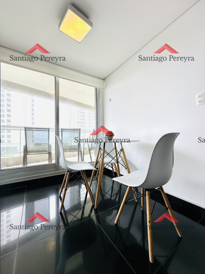 Apartamento ID.15895 - Oportunidad de venta apartamento de 3 dormitorios mas dependencia Playa Brava, Punta del Este