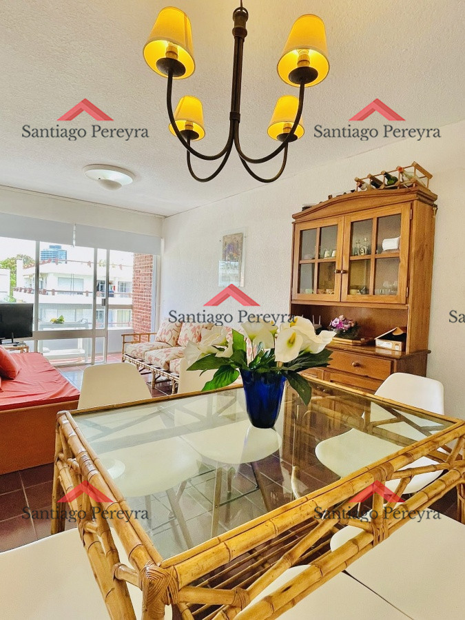 Apartamento ID.13480 - Apartamento de 2 Dormitorios en Aidy Grill a Pocos Metros de Playa Brava - Venta