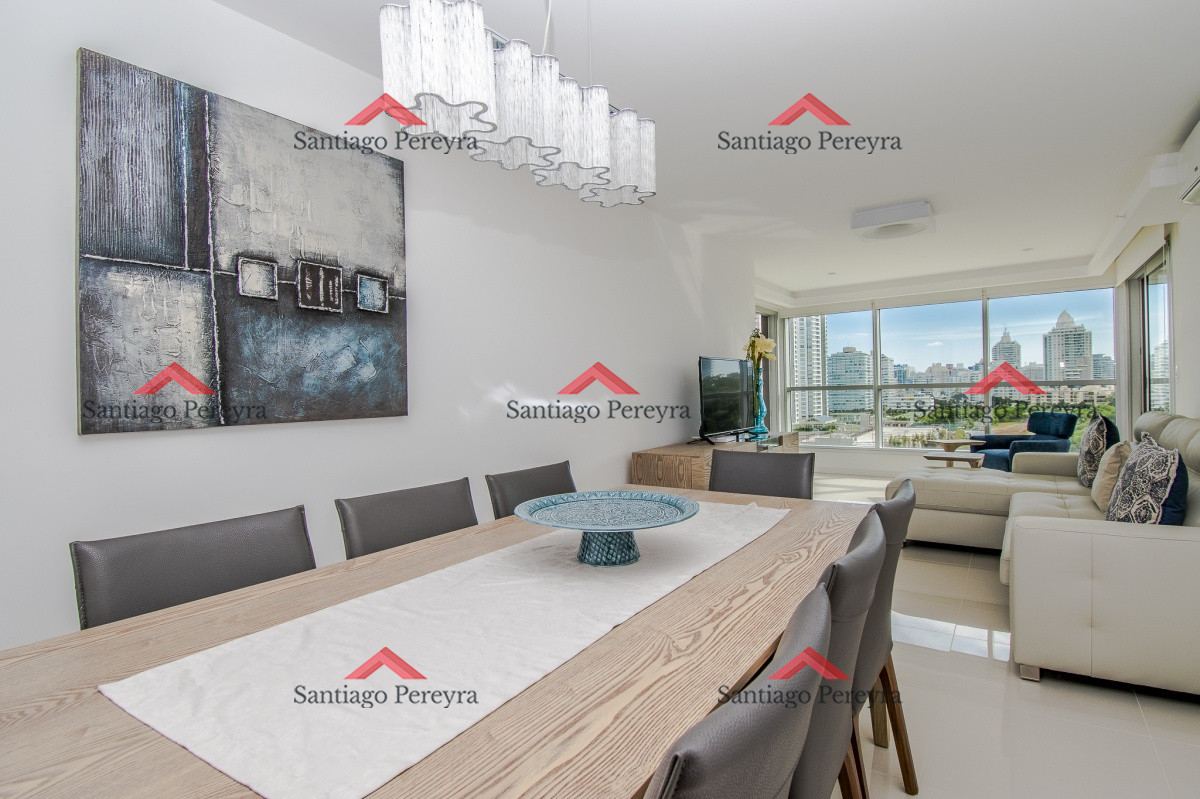 Apartamento ID.15869 - Apartamento de 2 Dormitorios + Servicio - Look Brava