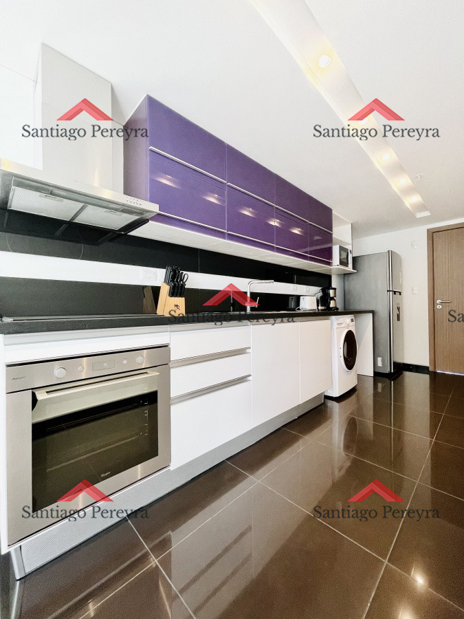 Apartamento ID.15594 - Apartamento de 2 Dormitorios y Parrillero con Vista al Mar en Playa Brava, Look Tower